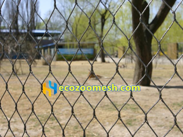 animal enclosure fence mesh